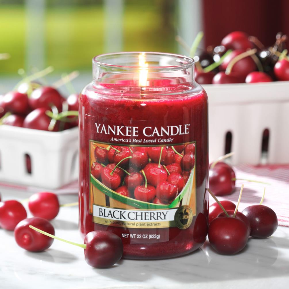 Yankee Candle Black Cherry Large Jar Extra Image 2